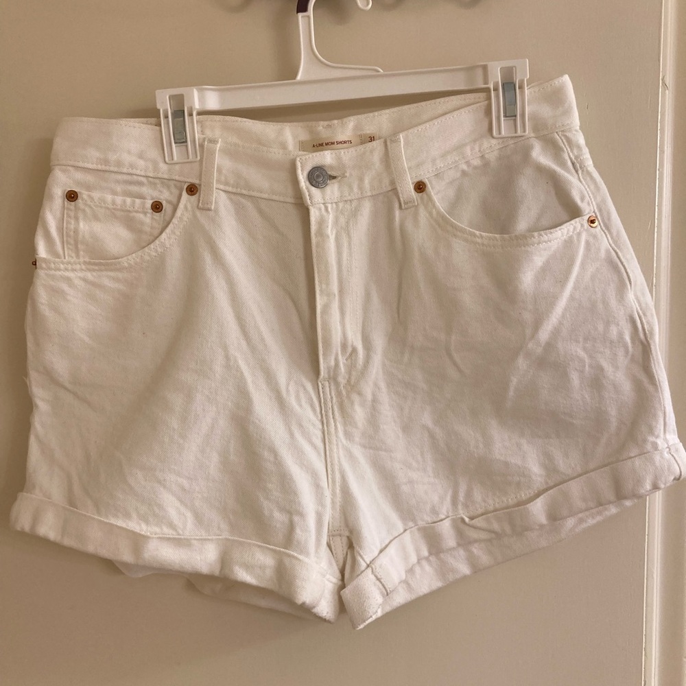 Levi A-Line Mom Shorts
